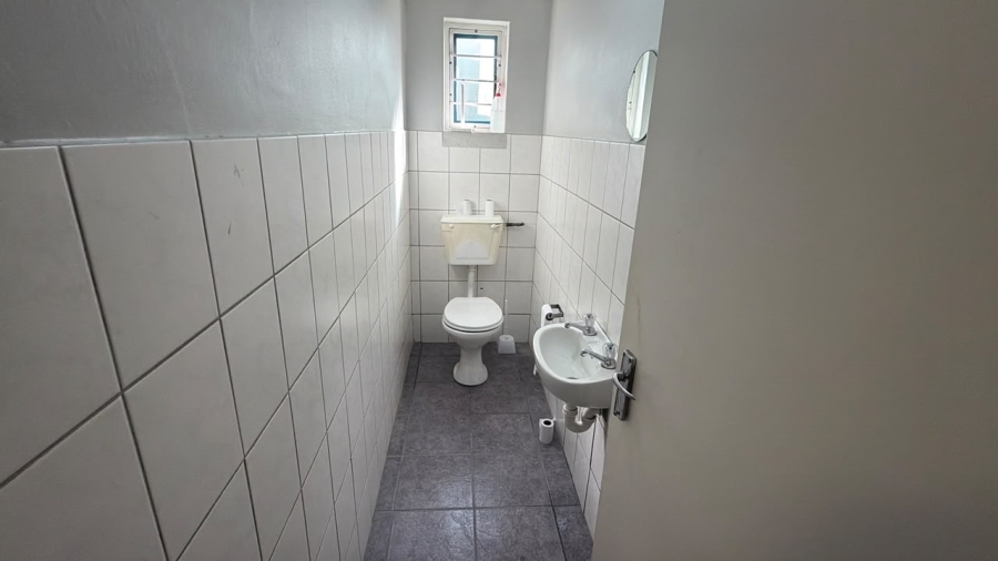 To Let Commercial Property for Rent in Stikland Industrial Western Cape